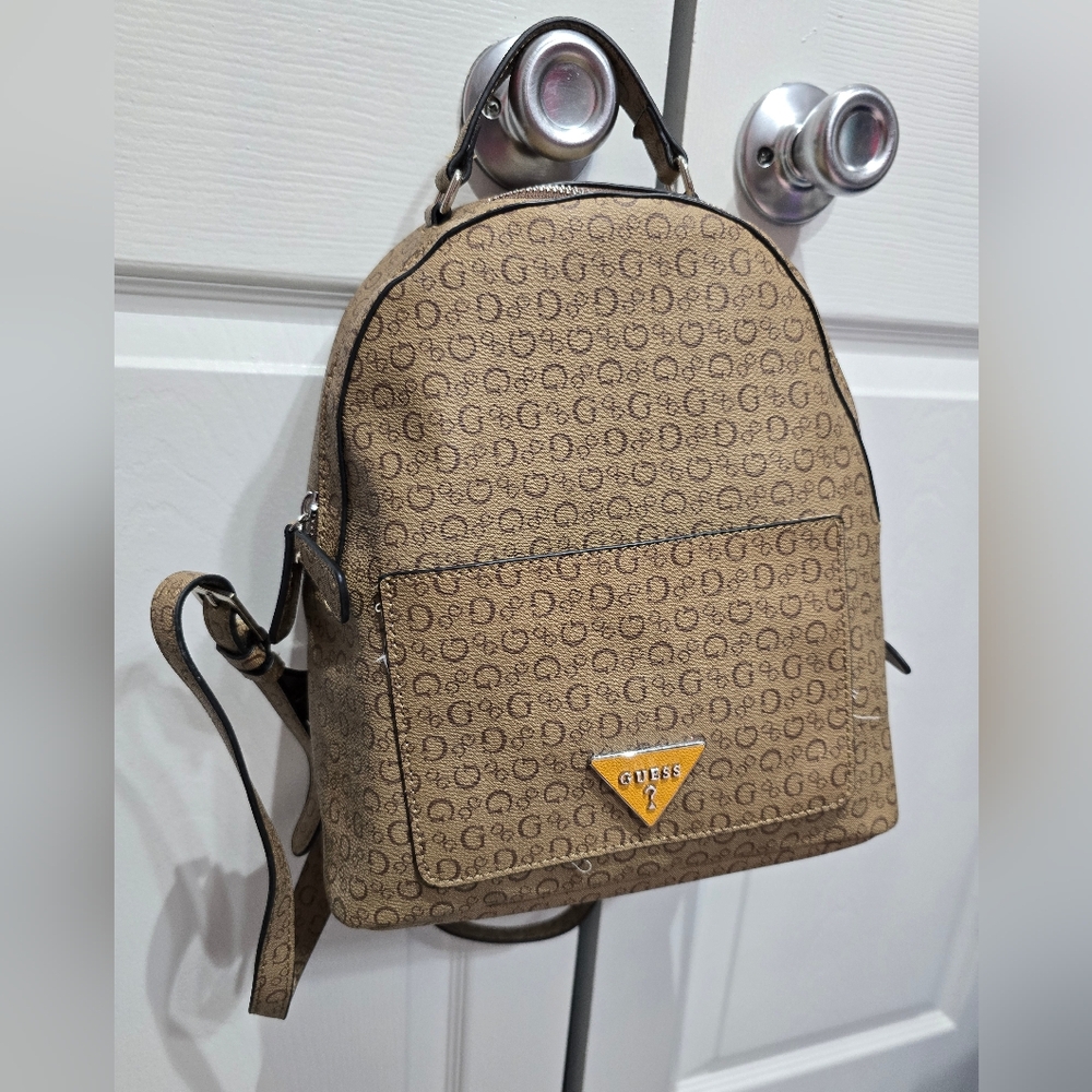 Beige Guess Backpack - image 1